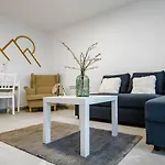Apartma Na Hribu