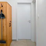Apartma Na Hribu شقة موجسترانا