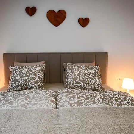 Apartmaji Na Hribu * Mojstrana