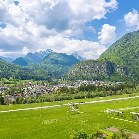 Apartment Apartma Na Hribu Mojstrana