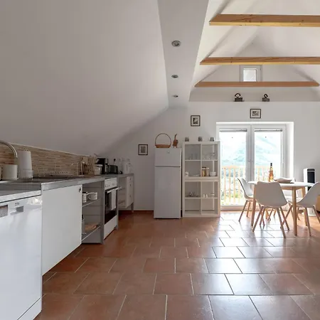 Apartmaji Na Hribu Apartament