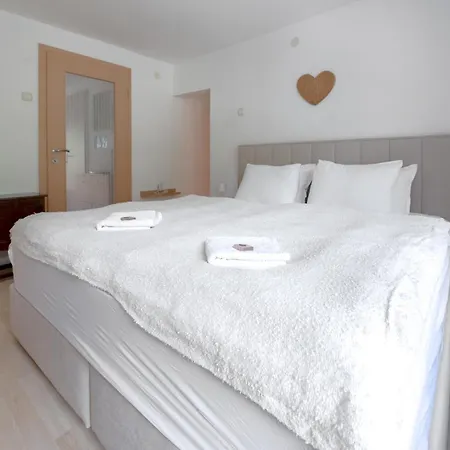 Apartmaji Na Hribu Apartament