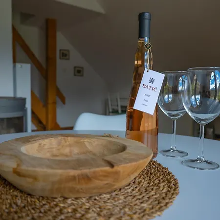 Apartmaji Na Hribu Mojstrana