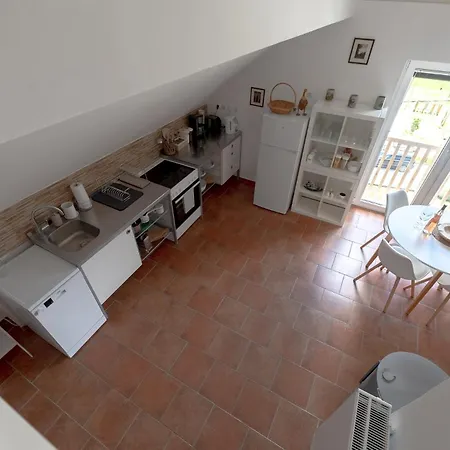 Apartmaji Na Hribu Mojstrana